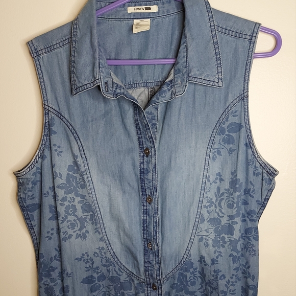 Levi's Denim Floral Dress With Pockets 100% Cotton - Picture 2 of 12